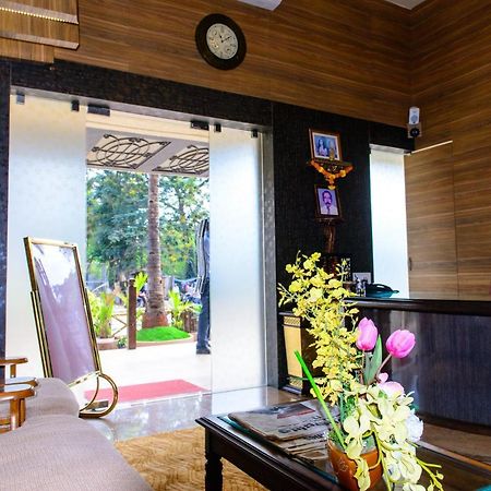 Hotel La Grace Madgaon Bagian luar foto